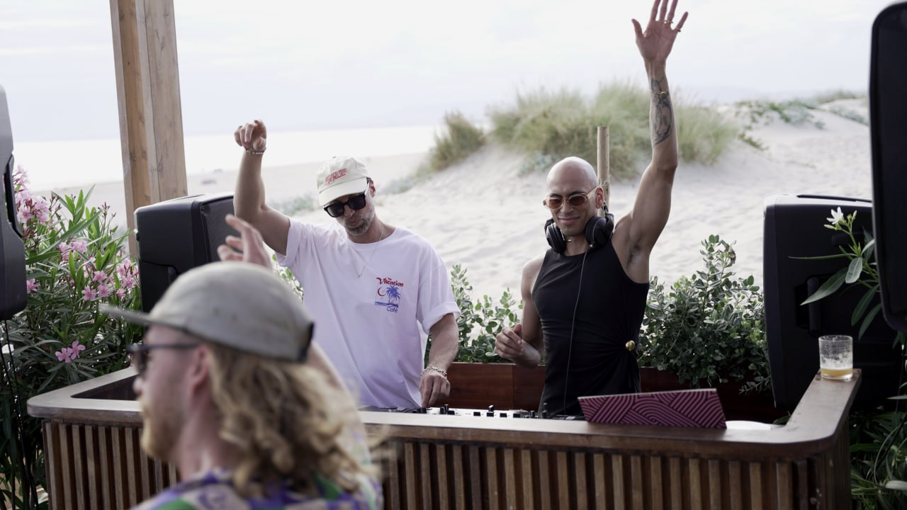 Nuua Invites DJs Beach